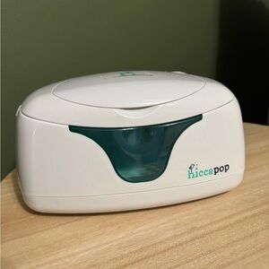Hiccapop Wipe Warmer in White and Teal
